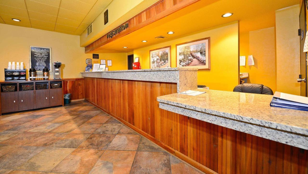 Magnuson Hotel Mountain View Covington Экстерьер фото