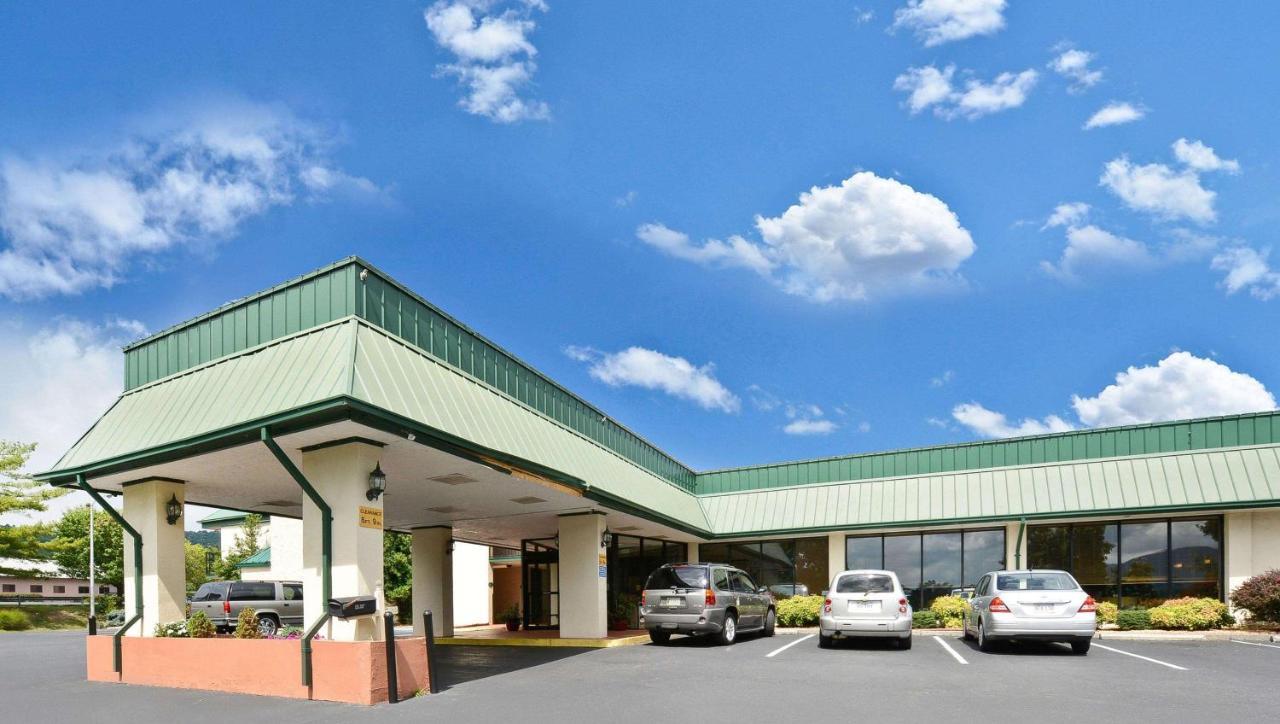 Magnuson Hotel Mountain View Covington Экстерьер фото