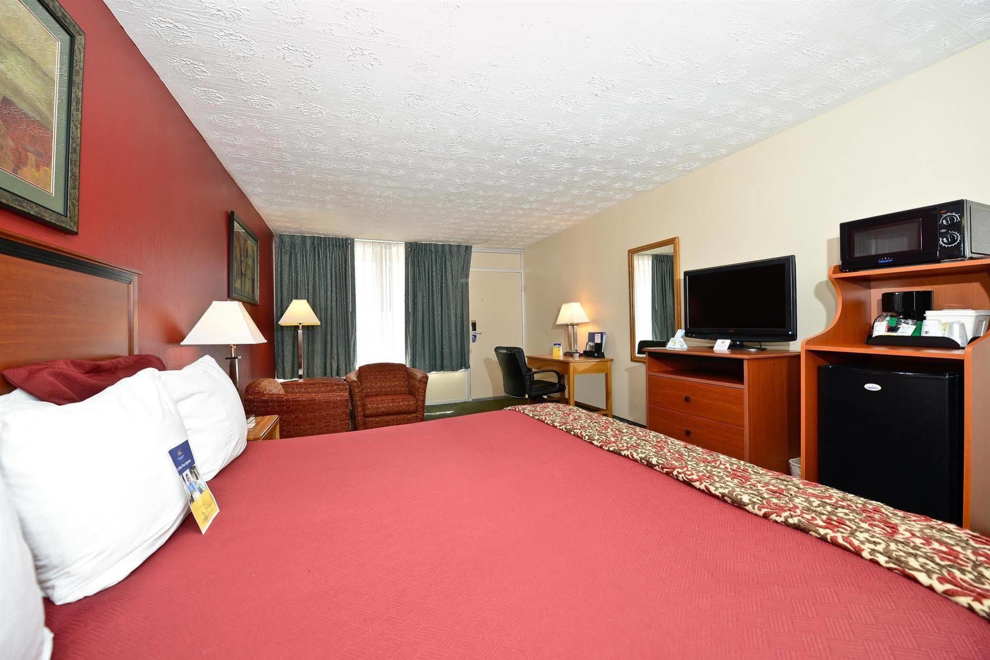 Magnuson Hotel Mountain View Covington Экстерьер фото